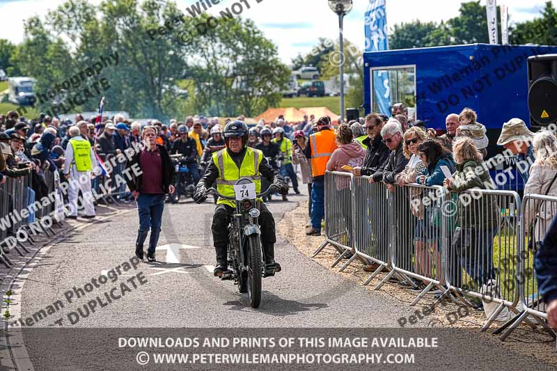 Vintage motorcycle club;eventdigitalimages;no limits trackdays;peter wileman photography;vintage motocycles;vmcc banbury run photographs